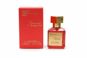 عطر باكارا روج 540 نسخة 30 مل برائحة ورود فاخرة تدوم طوال اليوم