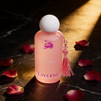 عطر لافيرن سينس للنساء برائحة زهرية فاخرة ساحرة